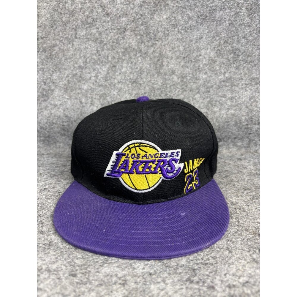 Los Angeles Lakers Hat Cap Snap Back Mens NBA Basketball LeBron James‎ New Era